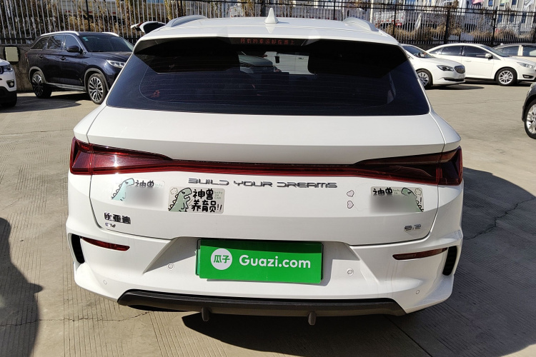 比亚迪e2 2021款 豪华型车身外观6