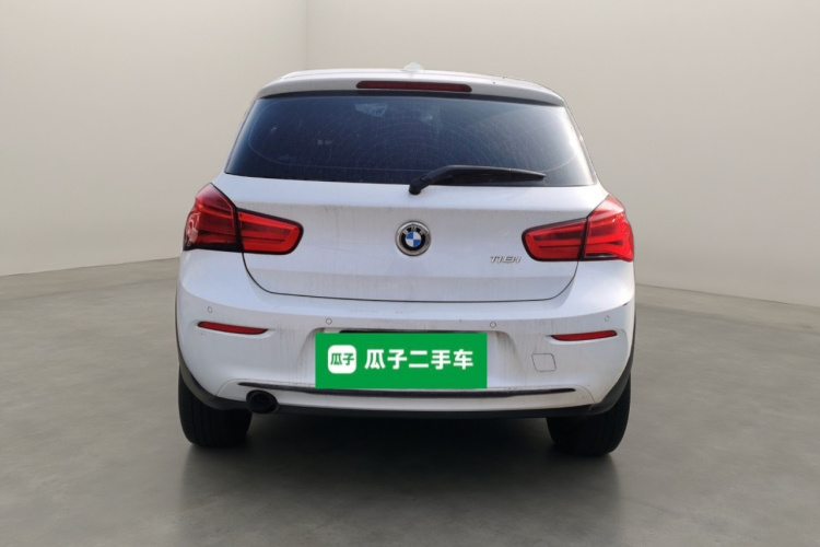 宝马1系(进口) 2018款 118i 运动设计套装车身外观6