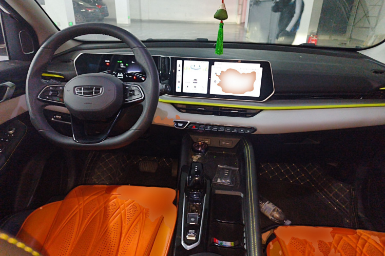 吉利汽车 2023款 缤越COOL 1.5TD DCT冠军版中控内饰7002