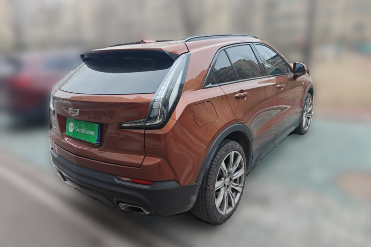 凯迪拉克XT4 2018款 28T 四驱铂金运动版车身外观7