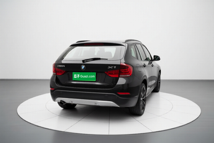 宝马X1 2013款 sDrive18i 时尚型车身外观6