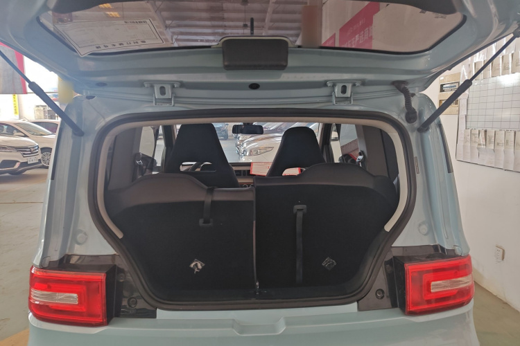 五菱汽车 宏光MINIEV 2021款 马卡龙臻享款 磷酸铁锂机舱底盘23