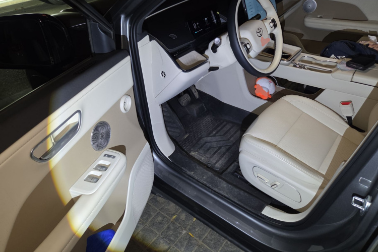 丰田 铂智3X 2025款 520 Pro中控内饰20