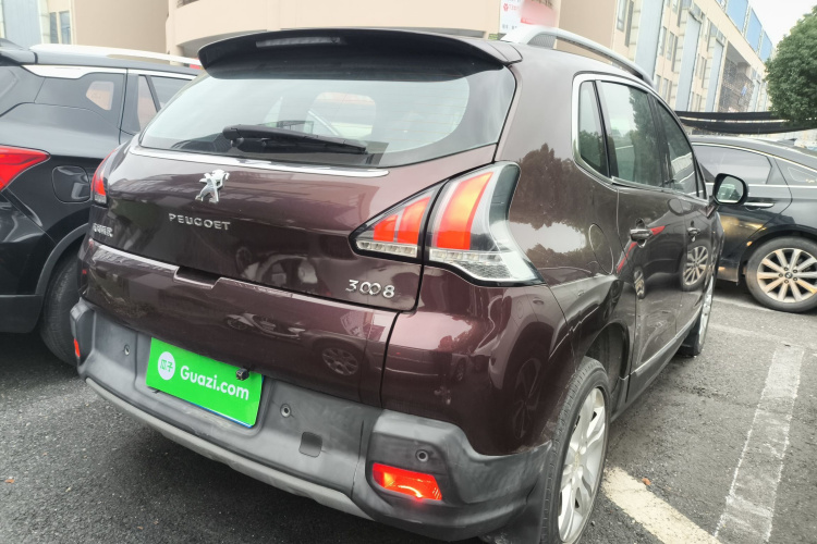 标致3008 2016款 2.0L 自动经典版车身外观7