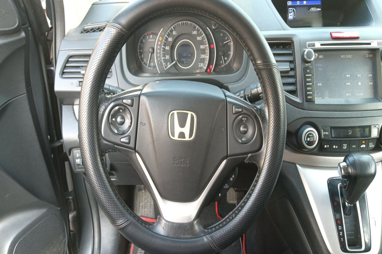 本田CR-V 2012款 2.4L 四驱豪华版局部细节13