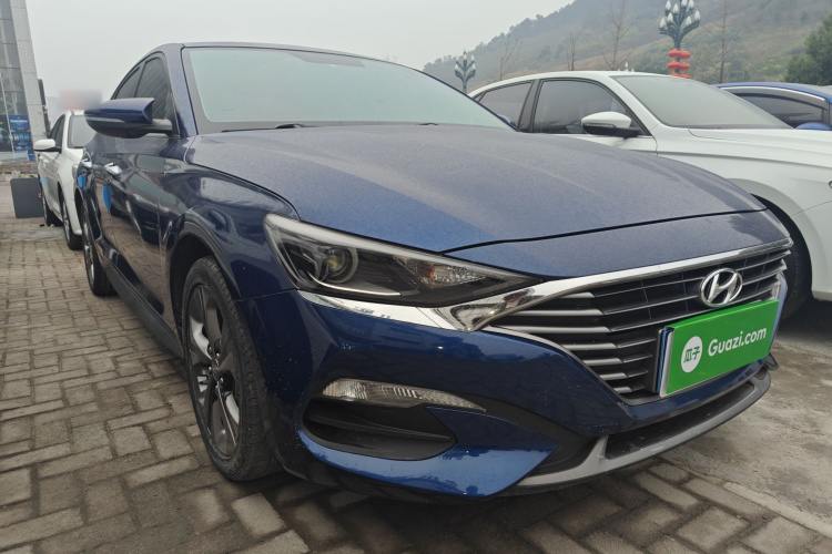 现代 菲斯塔 2019款 240TGDi 运动版 国V车身外观6002