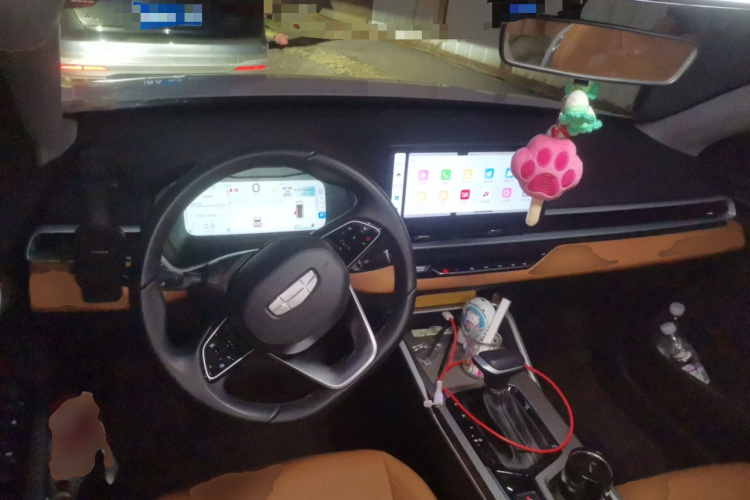 吉利汽车 帝豪 2025款 第4代 1.5L CVT旗舰型中控内饰12