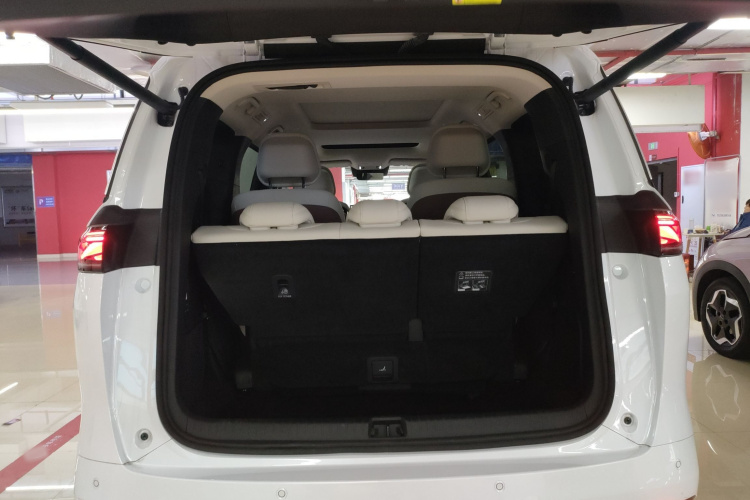 比亚迪 夏 2025款 DM-i 1.5T 180km 超越型局部细节23