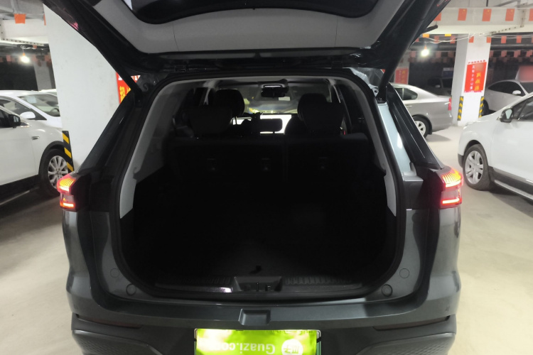 奇瑞 风云T8 2025款 1.5T 130km 豪华版5座机舱底盘23