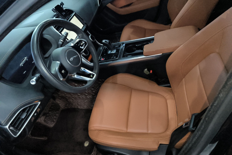 捷豹XEL 2021款 2.0T 250PS 曜黑运动版局部细节19