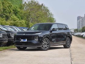 长安启源Q07 2025款 215尊荣型