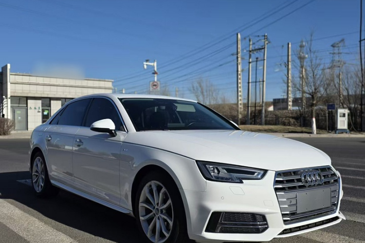 奥迪A4L 2018款 30周年年型 40 TFSI 时尚型车身外观6007