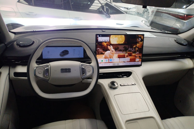 吉利银河 银河E5 2024款 440km 探索版中控内饰12