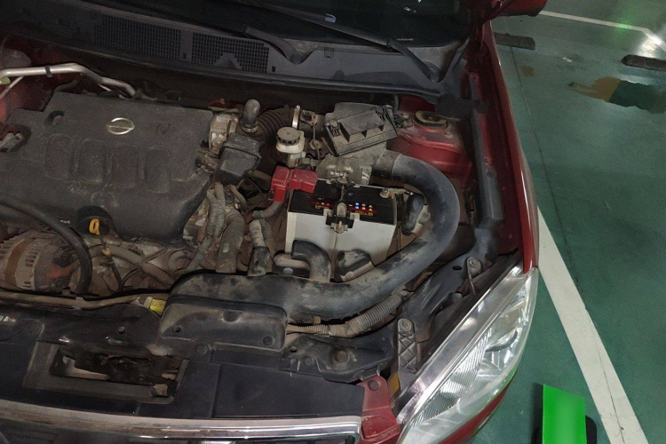 日产 逍客 2012款 2.0XV 雷 CVT 2WD局部细节9007