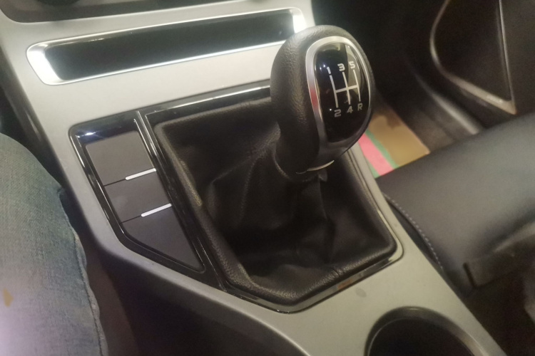 吉利汽车 帝豪 2020款 1.5L 手动舒适型局部细节18