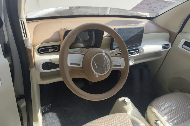 五菱汽车 宏光MINIEV 2024款 第三代 215km 青春版中控内饰13