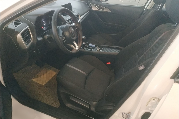 马自达3 昂克赛拉 2017款 两厢 1.5L 自动豪华型 国V局部细节19