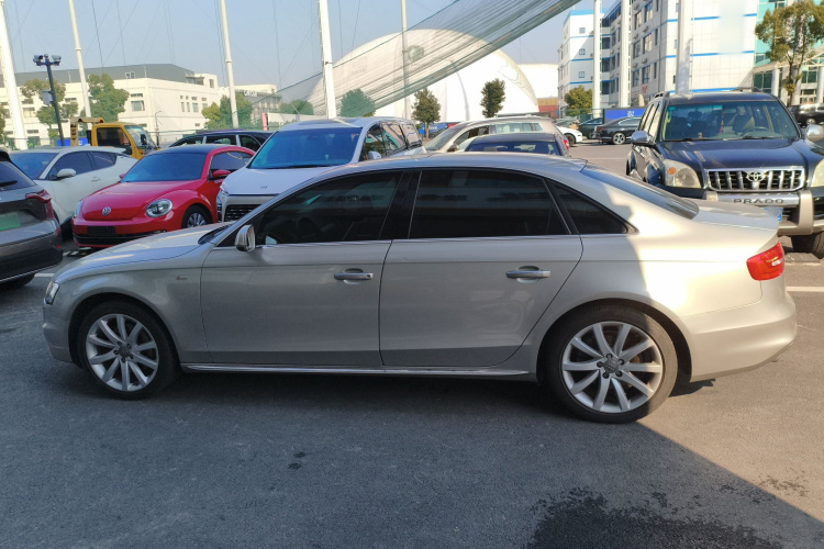 奥迪A4L 2016款 45 TFSI quattro个性运动型车身外观6003