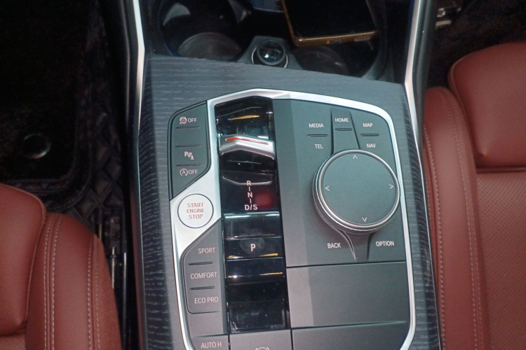 宝马3系 2025款 325Li M运动套装局部细节18