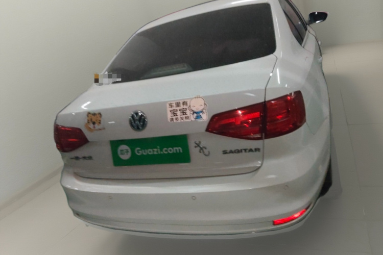 大众 速腾 2017款 1.6L 自动舒适型车身外观6