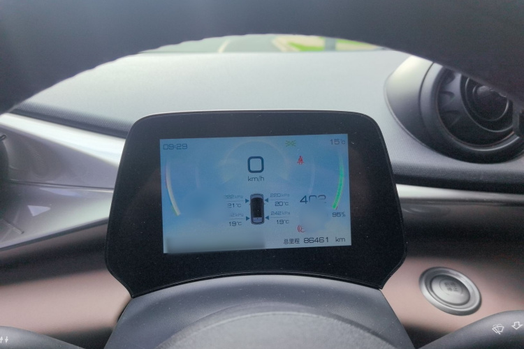 比亚迪 海豚 2023款 420km 自由版局部细节14