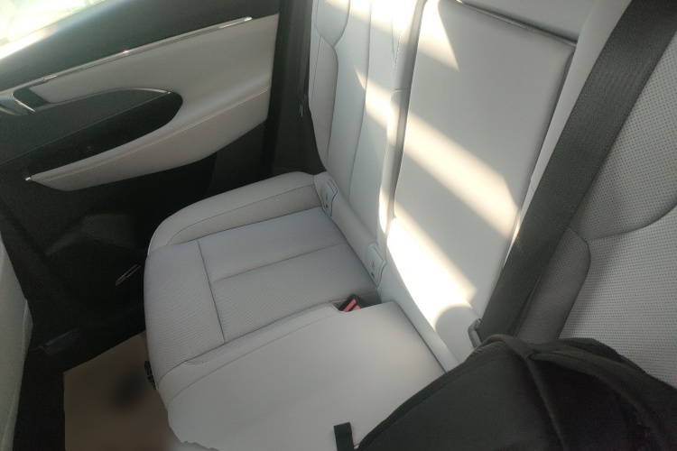 别克E5 2023款 臻享标准续航版中控内饰21