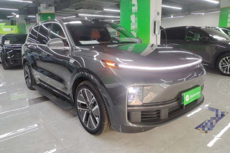 理想汽车 理想L9 2022款 Max车身外观3