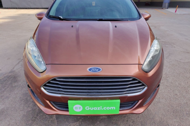 福特 嘉年华 2013款 两厢 1.5L 自动时尚型车身外观6001