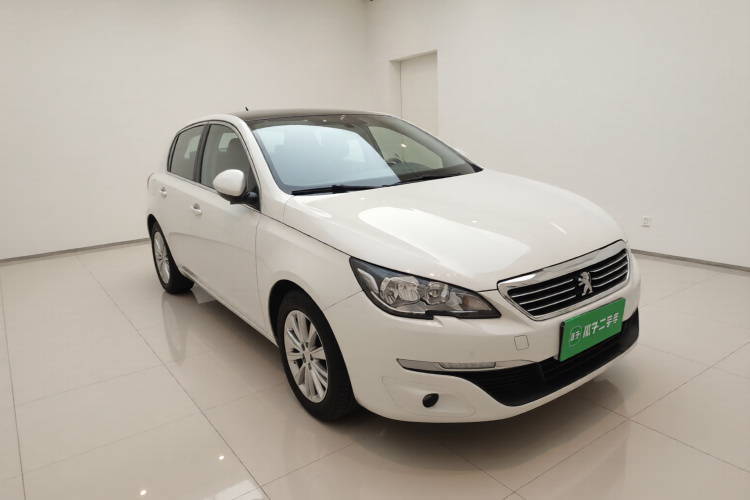 标致308S 2015款 1.2T 自动劲驰版车身外观3