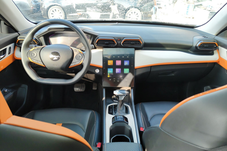 东风风神 奕炫 2023款 马赫版 1.5L 自动追影版中控内饰12