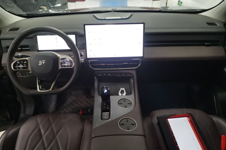 捷途X90 PRO 2024款 2.0T DCT旗舰版 5座中控内饰12