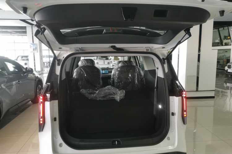 上汽大通MAXUS 大家7 2024款 改款 超混 长续航版 悦享版局部细节23