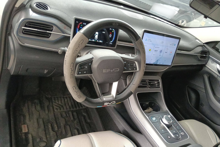 比亚迪 驱逐舰05 2024款 荣耀版 DM-i 55KM 豪华型中控内饰7002