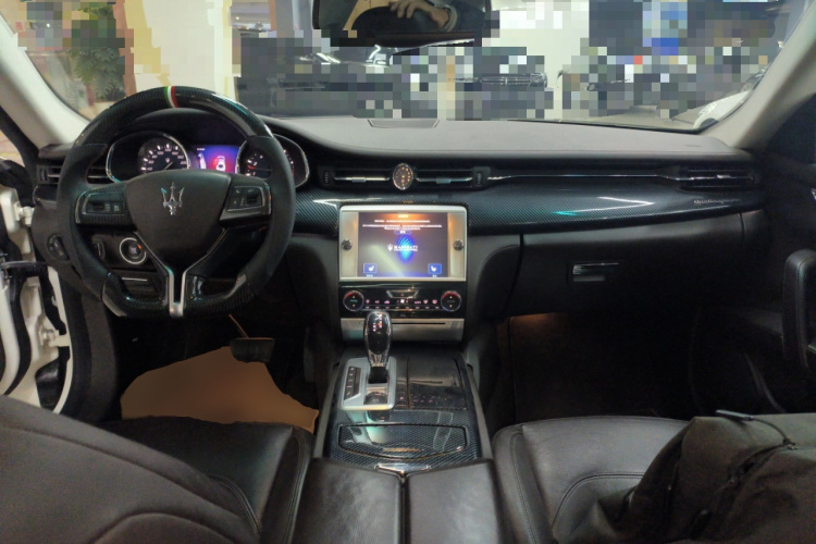 玛莎拉蒂 总裁 2013款 3.0T 标准型中控内饰12