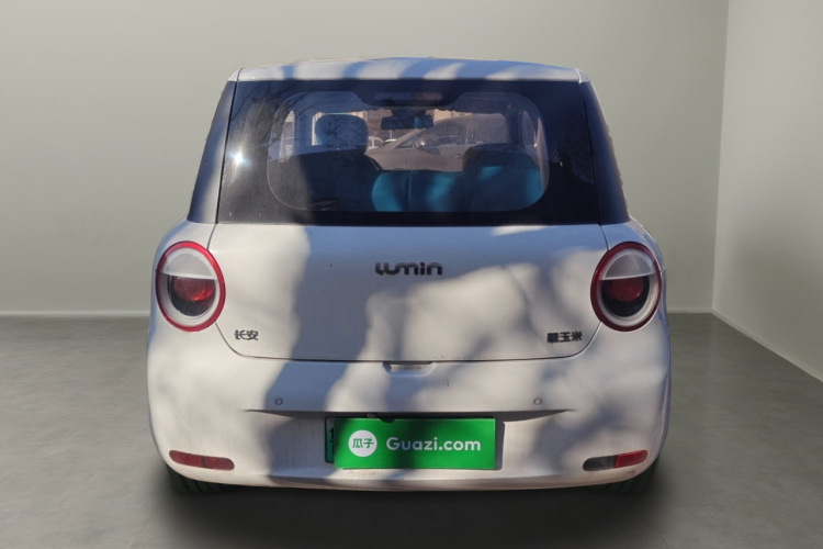 长安启源 长安Lumin 2022款 210km 香甜款车身外观6