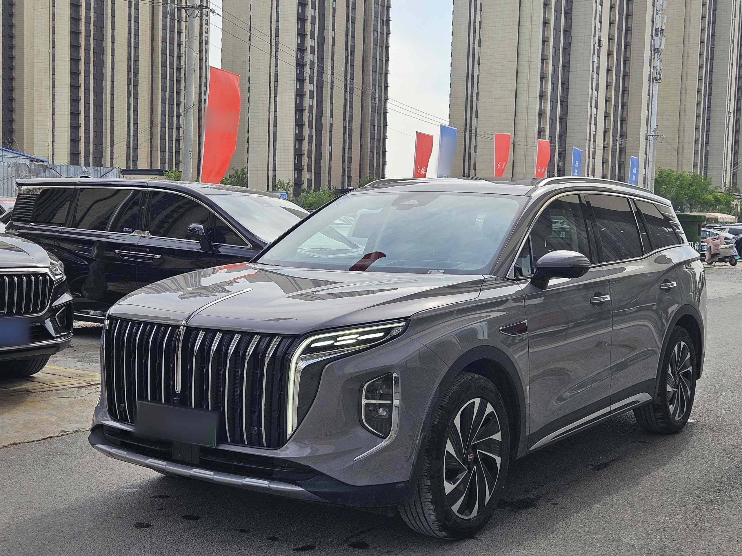 红旗HS7 PHEV 2024款 2.0T PHEV 四驱旗领版 6座(1)