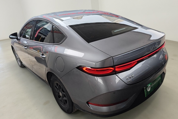 比亚迪 秦PLUS 2025款 DM-i 智驾版 55KM领先型车身外观5