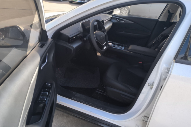 五菱汽车 五菱E5 2024款 410km 标准版中控内饰20