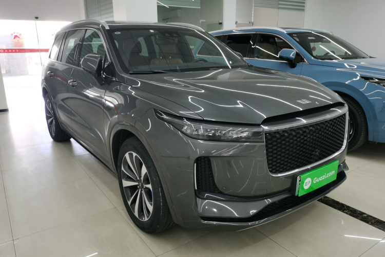 理想汽车 理想ONE 2020款 增程6座版车身外观3