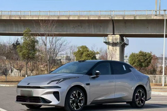 领克07 2026款 126长续航 Ultra