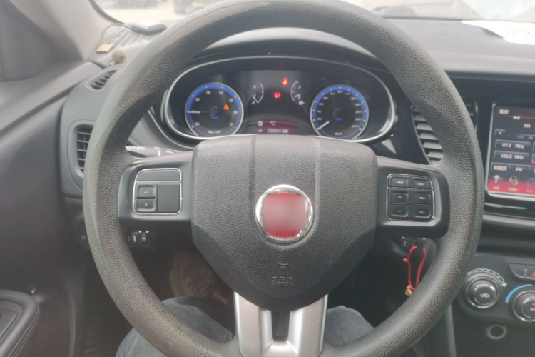 菲亚特 菲翔 2015款 1.4T 手动悦享版中控内饰13