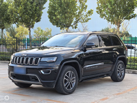 Jeep 大切诺基(进口) 2020款 3.0L 专业导航版
