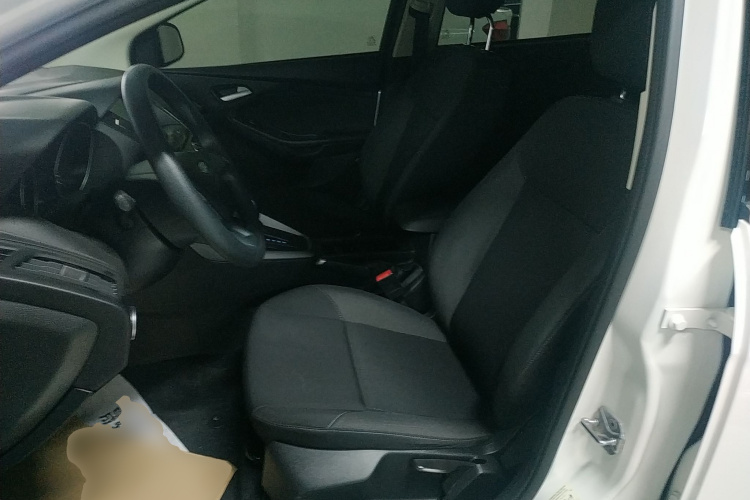 福特 福克斯 2018款 两厢经典 1.6L 自动舒适型智行版中控内饰19