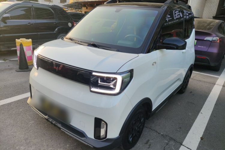 五菱汽车 宏光MINIEV 2022款 GAMEBOY 200km 玩咖款 磷酸铁锂车身外观1