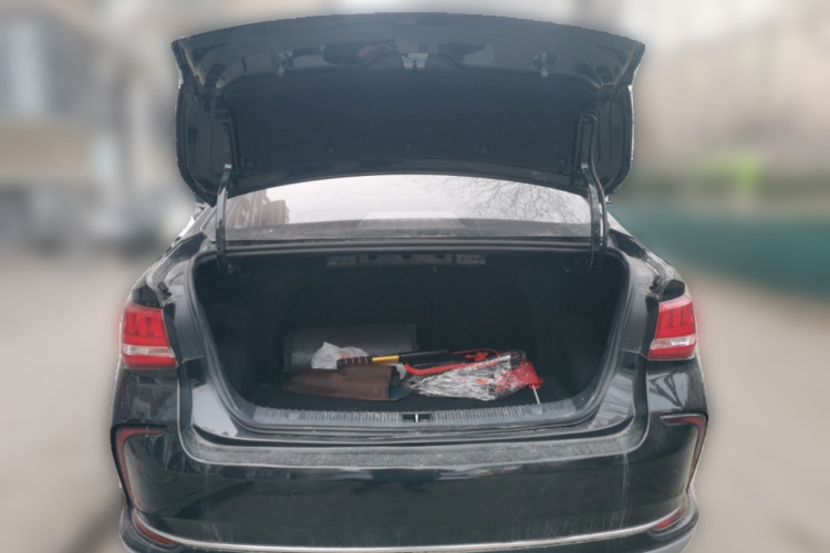 北京汽车 北京EU5 2018款 R500 智风版中控内饰23