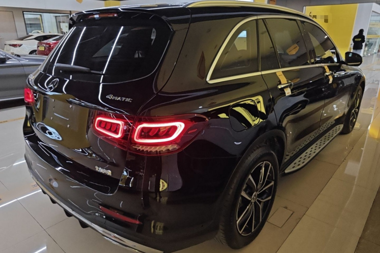 奔驰GLC 2022款 改款二 GLC 260 L 4MATIC 豪华型车身外观7