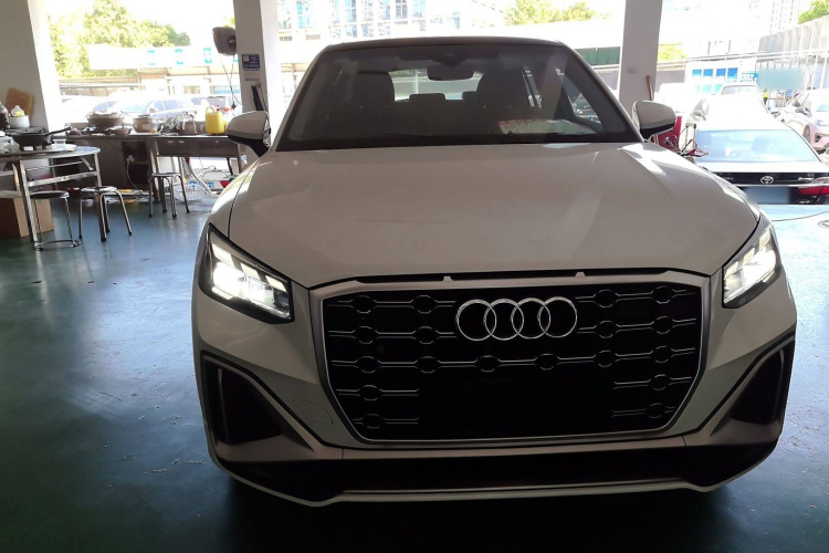 奥迪Q2L 2022款 35 TFSI 进取动感型车身外观2