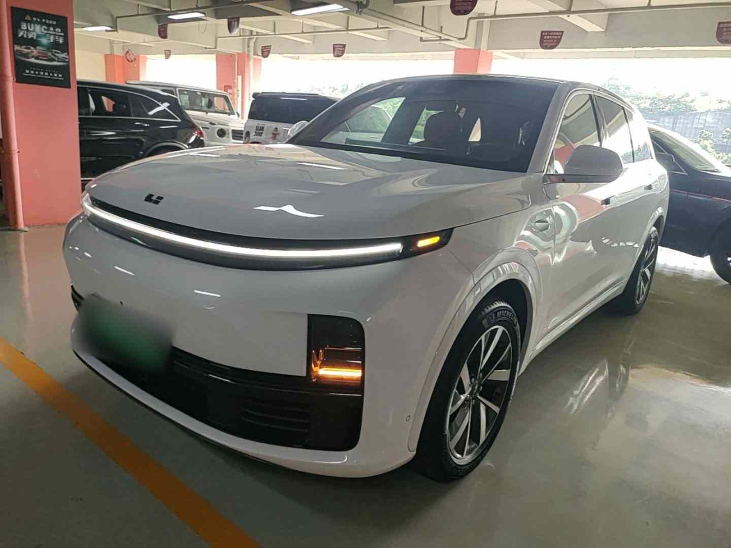 理想汽车 理想L7 2023款 Air(2)