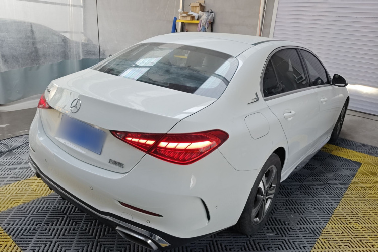奔驰C级 2022款 C 200 L 运动版车身外观7