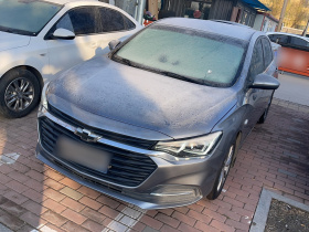 雪佛兰 科鲁泽 2022款 320 自动悦享版